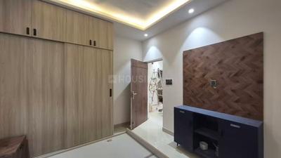 Bedroom Image of 1250 Sq.ft 2 BHK Apartment / Flat for rent in Vasant Kunj New Delhi for Rs. 70000