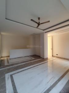 Bedroom Image of 4500 Sq.ft 4 BHK Builder Floor for rent in Naraina New Delhi for Rs. 220000