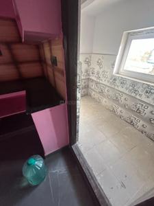 Bathroom Image of 900 Sq.ft 2 BHK Builder Floor for rent in Kukatpally Hyderabad for Rs. 17000