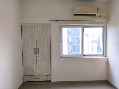 Bedroom Image of 2077 Sq.ft 3.5 BHK Apartment / Flat for rent in Spaze Privy, Sector 72 Gurgaon for Rs. 58000