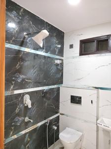 Common Bathroom Image of 1300 Sq.ft 4 BHK Builder Floor for sale in Deenpur New Delhi for Rs. 12800000