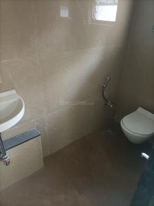 Bathroom Image of 650 Sq.ft 1 BHK Apartment / Flat for sale in Mangesh Residency, Dadar West Mumbai for Rs. 22000000
