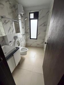 Bathroom Image of 900 Sq.ft 2 BHK Apartment / Flat for rent in Risland The Icon, Thane West Thane for Rs. 40000