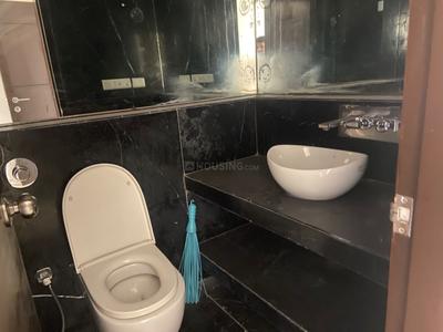 Bathroom Image of 1600 Sq.ft 3 BHK Apartment / Flat for rent in RNA Continental, Chembur Mumbai for Rs. 130000