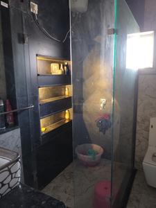 Bathroom Image of 2500 Sq.ft 3 BHK Independent House for sale in Purani Chhawani Gwalior West for Rs. 8000000