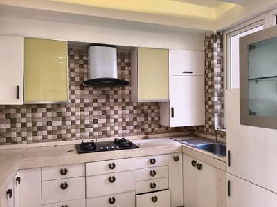Kitchen Image of 1900 Sq.ft 3 BHK Apartment / Flat for sale in Puri Emerald Bay, Sector 104 Gurgaon for Rs. 34000000