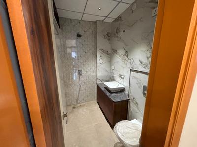 Bathroom Image of 550 Sq.ft 1 RK Apartment / Flat for rent in The ICON, Adarsh Nagar Jaipur for Rs. 18000