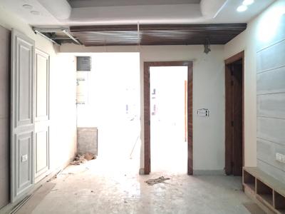 Living Room Image of 1100 Sq.ft 2 BHK Apartment / Flat for sale in DM Infra, Sector 104 Noida for Rs. 4500000