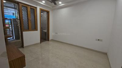 Bedroom Image of 1000 Sq.ft 3 BHK Independent House for sale in Prateek Apartment, Paschim Vihar New Delhi for Rs. 15000000