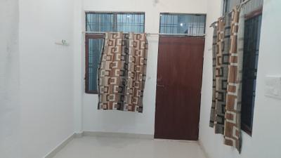 Bedroom Image of 600 Sq.ft 1 RK Duplex for rent in Gomti Nagar Lucknow for Rs. 3000
