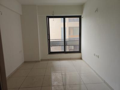 Bedroom Image of 1200 Sq.ft 2 BHK Apartment / Flat for rent in Zaveri Greens, Ghuma Ahmedabad for Rs. 20000