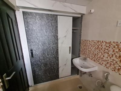 Bathroom Image of 1090 Sq.ft 2 BHK Apartment / Flat for rent in Royal Nest, Noida Extension Greater Noida for Rs. 17222