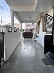 Image of 1500 Sq.ft 2 BHK Builder Floor for rent in LDA Colony, Lucknow for Rs. 18000