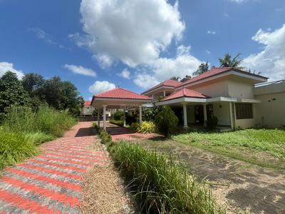 Image of 6000 Sq.ft 5 BHK Independent House for sale in Vyttila, Kochi for Rs. 105000000