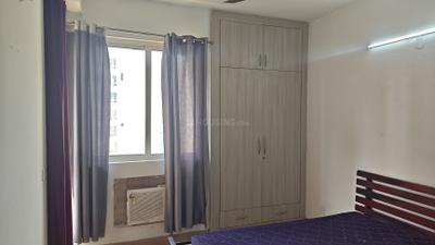 Bedroom Image of 950 Sq.ft 2 BHK Apartment / Flat for rent in Jaypee Kosmos, Sector 134 Noida for Rs. 30500