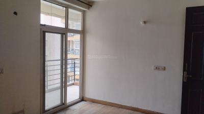 Bedroom Image of 1259 Sq.ft 2 BHK Apartment / Flat for rent in Arihant Ambience, Crossings Republik Ghaziabad for Rs. 17000