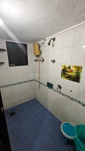 Bathroom Image of 390 Sq.ft 1 RK Apartment / Flat for rent in Santacruz East Mumbai for Rs. 35000