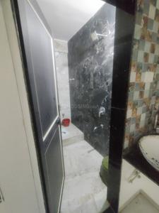 Bathroom Image of 750 Sq.ft 2 BHK Apartment / Flat for rent in D S Kalantri Shriniwas Court, Deolali Camp Devlali for Rs. 14000
