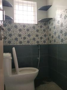 Common Bathroom Image of 512 Sq.ft 1 BHK Apartment / Flat for rent in Mahadevapura Bengaluru for Rs. 23500