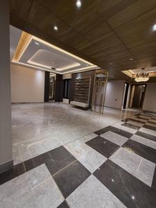 Bathroom Image of 5400 Sq.ft 4.5 BHK Builder Floor for sale in Sector 15 Faridabad for Rs. 53000000