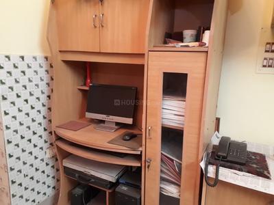Bedroom Image of 1000 Sq.ft 2 BHK Apartment / Flat for sale in Dilshad Garden New Delhi for Rs. 4800000