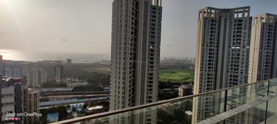 Balcony Image of 4000 Sq.ft 4 BHK Apartment / Flat for rent in K Raheja Vivarea, Madanpura Mumbai for Rs. 700000