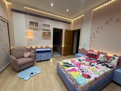 Bedroom Image of 6580 Sq.ft 5 BHK Independent House for sale in Ratnaakar Aravalli, Shela Ahmedabad for Rs. 130000000