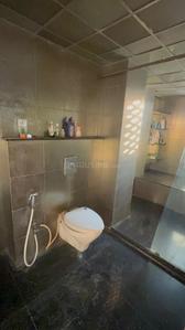 Bathroom Image of 1780 Sq.ft 3 BHK Apartment / Flat for sale in Amarnath Towers, Andheri West Mumbai for Rs. 50000000