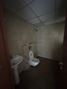 Bathroom Image of 2190 Sq.ft 3 BHK Apartment / Flat for rent in ACE Parkway, Sector 150 Noida for Rs. 59000