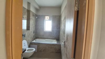 Image of 3193 Sq.ft 3.5 BHK Apartment / Flat for sale in Spaze Kalistaa, Sector 84, Gurgaon for Rs. 33000000