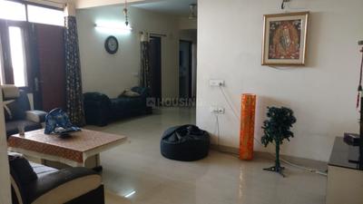 Hall Image of 1950 Sq.ft 3 BHK Apartment / Flat for rent in Ramprastha Pearl Court, Vaishali Ghaziabad for Rs. 48000
