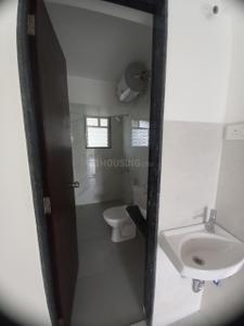 Bathroom Image of 1650 Sq.ft 3 BHK Apartment / Flat for rent in Parvati Darshan Pune for Rs. 55000