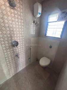 Bathroom Image of 1550 Sq.ft 3 BHK Apartment / Flat for rent in Laxminagar Nagpur for Rs. 35000