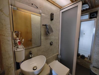 Bathroom Image of 900 Sq.ft 2 BHK Apartment / Flat for sale in Solitaire Heights, Malad West Mumbai for Rs. 18000000