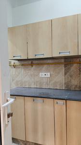 Kitchen Image of 1180 Sq.ft 2 BHK Apartment / Flat for rent in Assotech Windsor Park, Indirapuram Ghaziabad for Rs. 30000