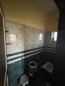 Bathroom Image of 450 Sq.ft 1 BHK Builder Floor for rent in Krishna Niwas, Ingale Pune for Rs. 7500