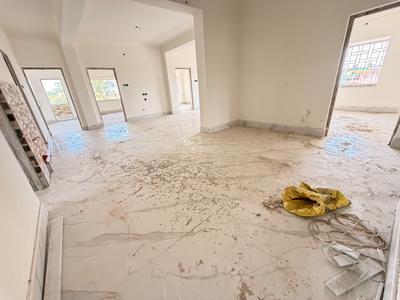 Living Room Image of 1600 Sq.ft 4 BHK Apartment / Flat for sale in Uttarpara Hooghly for Rs. 5280000