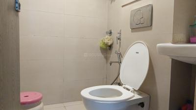 Bathroom Image of 391 Sq.ft 1 BHK Apartment / Flat for sale in Borivali East Mumbai for Rs. 8500000