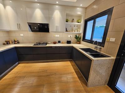 Kitchen Image of 1600 Sq.ft 3 BHK Apartment / Flat for sale in Sobha Atlantis, Eroor Kochi for Rs. 23000000