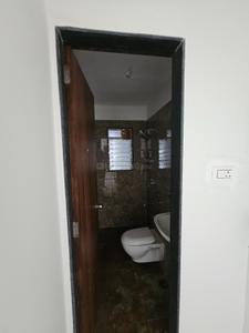 Bathroom Image of 680 Sq.ft 2 BHK Independent House for rent in Avvad Shubham Atlanta, Ghatkopar East Mumbai for Rs. 55000