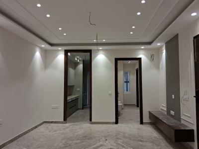 Living Room Image of 1350 Sq.ft 3 BHK Builder Floor for rent in Paschim Vihar New Delhi for Rs. 60000