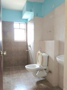 Common Bathroom Image of 1285 Sq.ft 3 BHK Apartment / Flat for rent in Primarc Southwinds Phase 1, Rajpur Kolkata for Rs. 23000