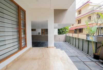 Balcony Image of 6000 Sq.ft 4 BHK Independent House for sale in Edappally Kochi for Rs. 37500000