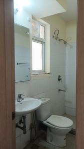 Image of 1760 Sq.ft 3 BHK Apartment / Flat for rent in DLF Express Greens, Manesar, Gurgaon for Rs. 30000