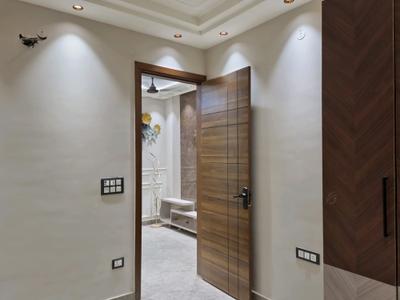 Bedroom Image of 800 Sq.ft 3 BHK Apartment / Flat for sale in Dwarka Mor New Delhi for Rs. 5300000