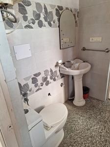 Bathroom Image of 1650 Sq.ft 4 BHK Apartment / Flat for sale in Tower Apartments, Swasthya Vihar New Delhi for Rs. 27500000