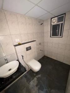 Bathroom Image of 1070 Sq.ft 2.5 BHK Apartment / Flat for rent in Geras Planet Of Joy, Upper Kharadi Pune for Rs. 45000