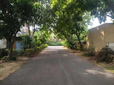 Image of 300 Sq.ft Residential Plot / Land for sale in Sigma 1, Greater Noida for Rs. 42000000