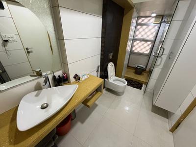 Image of 2400 Sq.ft 3 BHK Apartment / Flat for sale in Juhu, Mumbai for Rs. 100000000