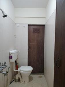 Common Bathroom Image of 536 Sq.ft 1 BHK Apartment / Flat for rent in Lodha Splendora, Thane West Thane for Rs. 18366